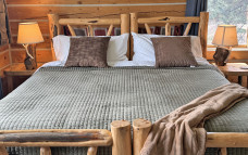 Blue Mountain Bed & Breakfast 1585